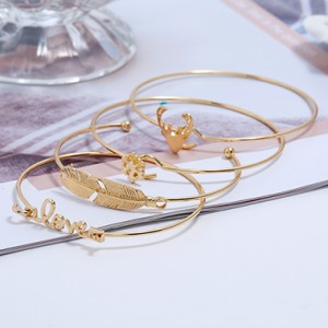 Gold Metal Elk Shape Bracelet Set for Women